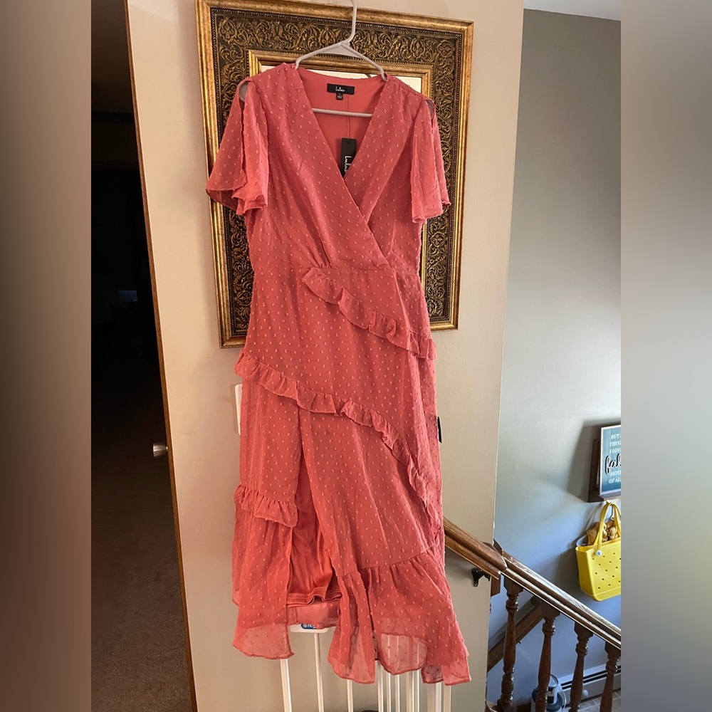 Lulu’s Next to You Rusty Rose Swiss Dot Ruffled Midi Dress, size L